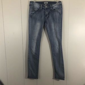 MUDD Skinny Jeans size 7